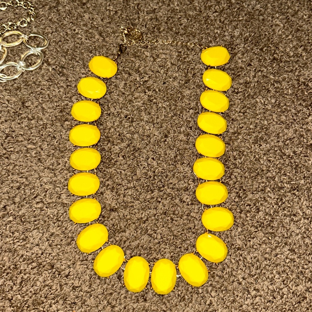 EL Yellow and Gold in color